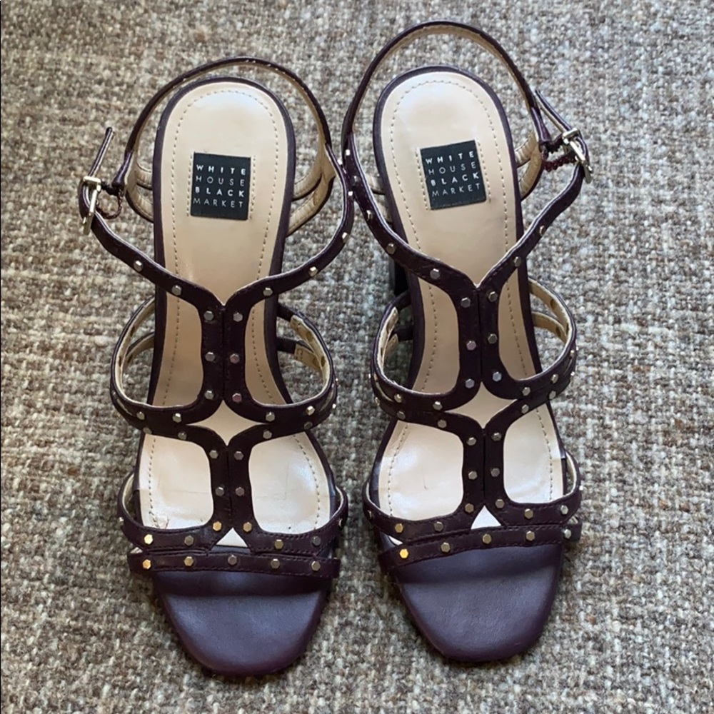 White House black market plum colored heels